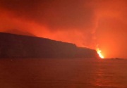 Lahar panas yang hancurkan Pulau La Palma Spanyol capai Samdura Atlantik