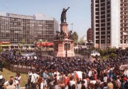 Monumen wanita pribumi menggantikan patung Columbus di Mexico City