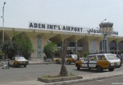Ledakan di dekat bandara Aden Yaman menewaskan sedikitnya 12 orang