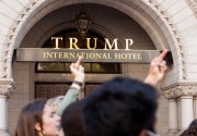 Trump siap namanya dihapus, Hotel Donald Trump dijual Rp5.3 triliun