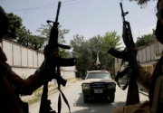 Pejuang Taliban kini jaga pos pemeriksaan di kota-kota Afghanistan