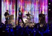 Coldplay akan berhenti bermusik pada 2025?