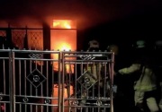 Polisi menyelidiki kebakaran gudang sembako di Ciracas