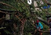 Angin kencang hancurkan 34 rumah di Serang