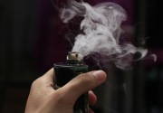 Kemenkes: Rokok elektrik dan konvensional sama bahaya