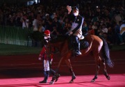 Menunggang kuda, Gibran buka Opening Ceremony ASEAN Paragames 2022