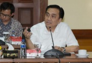 Komisi I DPR pertanyakan tak harmonisnya hubungan Panglima TNI dan KSAD