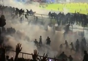 Tragedi Kanjuruhan: Kemenkes kritik penggunaan gas air mata oleh polisi