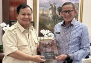 Sandi serahkan buku pengalaman Pilpres 2019 kepada Prabowo