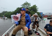 Cuaca ekstrem terjang Makassar, Wali Kota imbau masyarakat pesisir siap dievakuasi