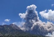 Hingga pukul 16.00, Merapi sudah 24 kali erupsi