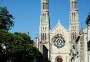 Gereja di Prancis dirusak dengan grafiti satanis, anarkis dan komunis