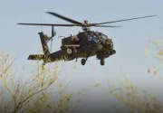 Pulang latihan, Helikopter AH-64 Apache jatuh, 3 pilot Angkatan Darat AS tewas 