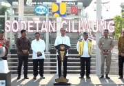 Sodetan Sungai Ciliwung selesai, Jokowi: Tak cukup selesaikan masalah banjir