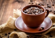 5 Obat yang tidak boleh dicampur dengan kopi