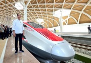 Jokowi sebut studi kereta cepat Bandung-Surabaya selesai 2 minggu lagi