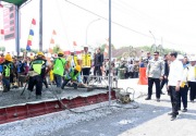 Pakai rigid 30 cm, Jokowi klaim rekonstruksi jalan di Lampung awet