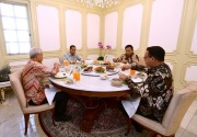 Agenda tersembunyi di balik makan siang Jokowi bareng tiga bacapres