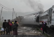 Kecelakaan Kereta Turangga dan KA Bandung Raya: 4 petugas KAI tewas