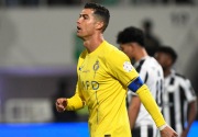 Mengapa Ronaldo diskors setelah suporter rival teriak 'Messi'
