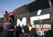 Beringasnya ribuan wanita Meksiko meluapkan kemarahan di jalanan