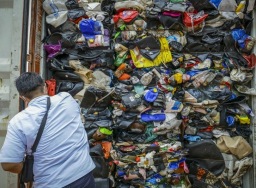 DPR tidak rela Indonesia jadi tempat pembuangan sampah