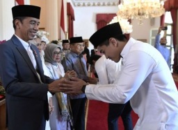 Maju Pilkada 2020, anak dan mantu Jokowi berpotensi jadi boneka