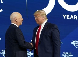 Donald Trump pamer capaian di KTT Davos, sesuai fakta?