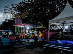 Pasar malam menjamur di Jakarta jelang Lebaran