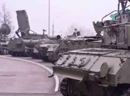 Tentara Rusia masuk ke Kiev, warga setempat didesak siapkan bom molotov