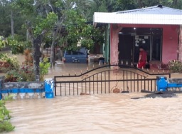 865 unit rumah terendam banjir di Kabupaten Toli-toli 