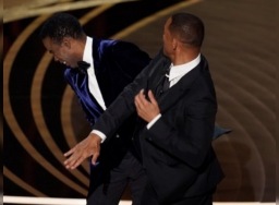 Will Smith minta maaf tampar Chris Rock di Academy Awards: Saya salah
