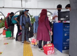 KAI Daop 1 Jakarta amankan puluhan barang penumpang yang tertinggal