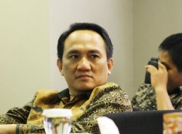KPK periksa Ketua Bappilu Demokrat Andi Arief