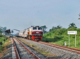 PT KAI Daop 1 Jakarta pastikan operasional kereta tak terdampak gempa Cianjur