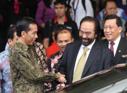 Jokowi bantah sindir Partai NasDem soal grusa-grusu deklarasi capres