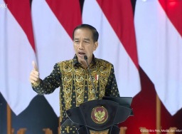 Jokowi sindir praktik Asal Bapak Senang di depan kepala daerah se-Indonesia