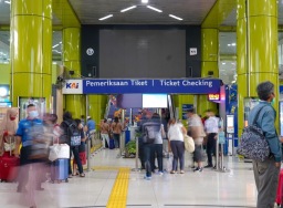 30.000 penumpang tinggalkan Jakarta dari Stasiun Gambir dan Pasar Senen