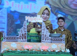 Bangkitkan budaya Mojokerto, Bupati Ikfina buka Majafest 2023