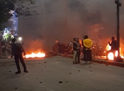 Duka warga Dago Elos: Laporan ditolak, dihina, ditembaki gas air mata oleh polisi
