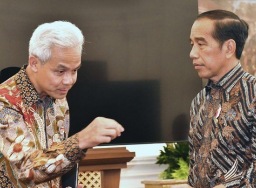  Jokowi dan Ganjar akan bertemu hari ini di SMKN Jawa Tengah 