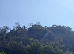 Kebakaran lahan di Gunung Jayanti tinggal sisakan asap