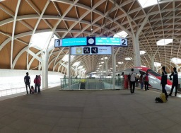 Terkoneksi Transjakarta, akses Stasiun KA Cepat Halim kian mudah