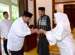Kata Sekjen PDIP soal pasangan Prabowo-Gibran