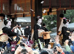 Tak paham etiket Jepang, 'Geisha paparazzi' meresahkan