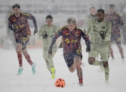 Cuaca ekstrem membuat MLS unik tapi menyiksa