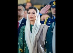 Bungsu mendiang Benazir Bhutto dan Presiden Pakistan Asif Ali terjun ke politik