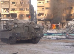 Tank Israel menabrak mayat-mayat dalam penyerangan ke RS Al Shifa