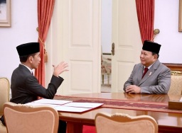 Misi muskil membentuk klub presiden ala Prabowo