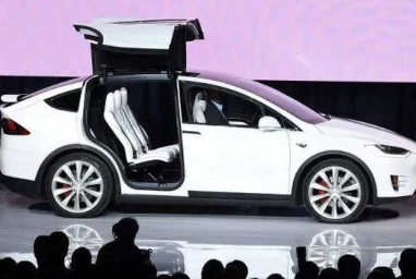 Tesla catat penjualan menurun 18% dibanding kuartal I-2022